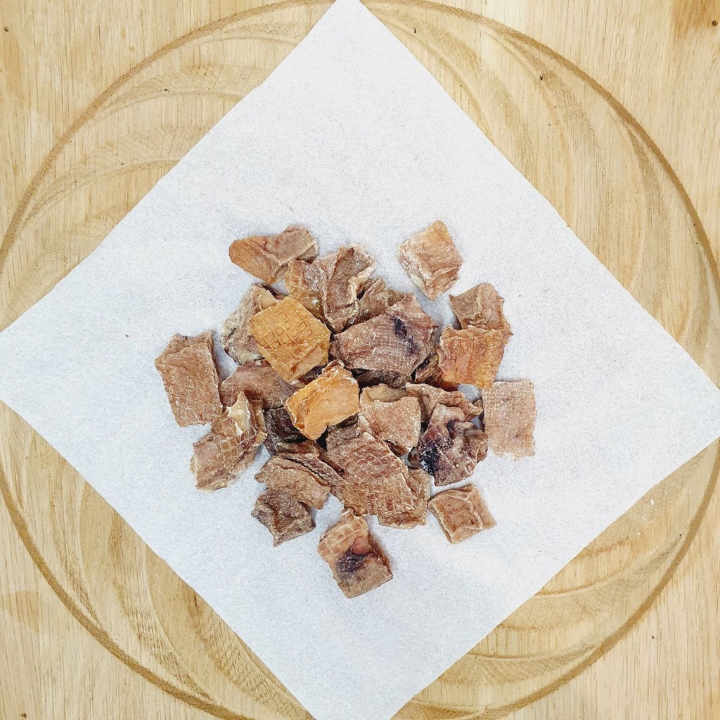 Вымя сушеное говяжье (кубики 2-3 см)